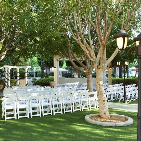 Sheraton Crescent Hotel Phoenix Exterior photo