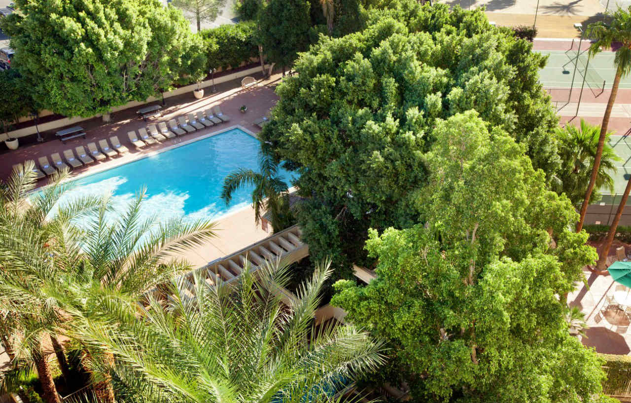 Sheraton Crescent Hotel Phoenix Exterior photo